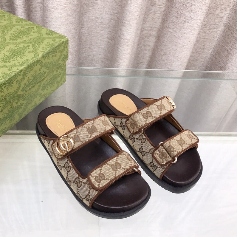 GUCCI Rubber Sole Logo Sandals Brown Caro