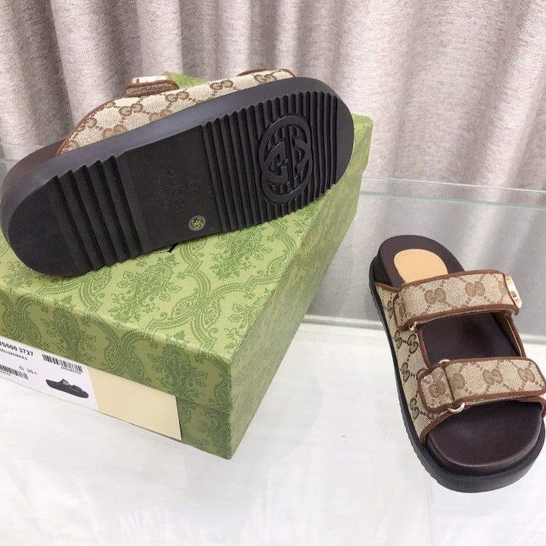 GUCCI Rubber Sole Logo Sandals Brown Caro