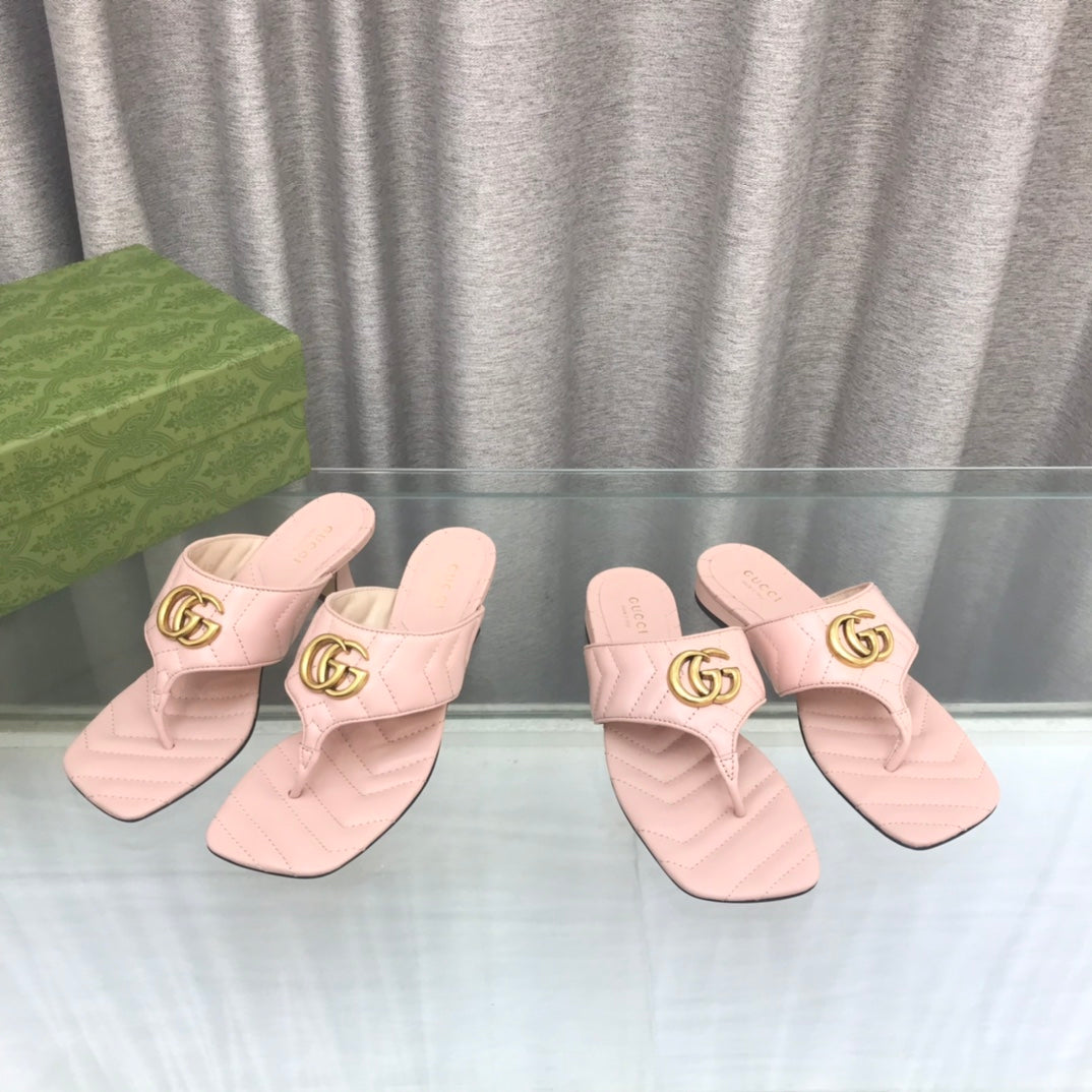 GUCCI marmont logo - embellished mattelasse leather sandal in pink