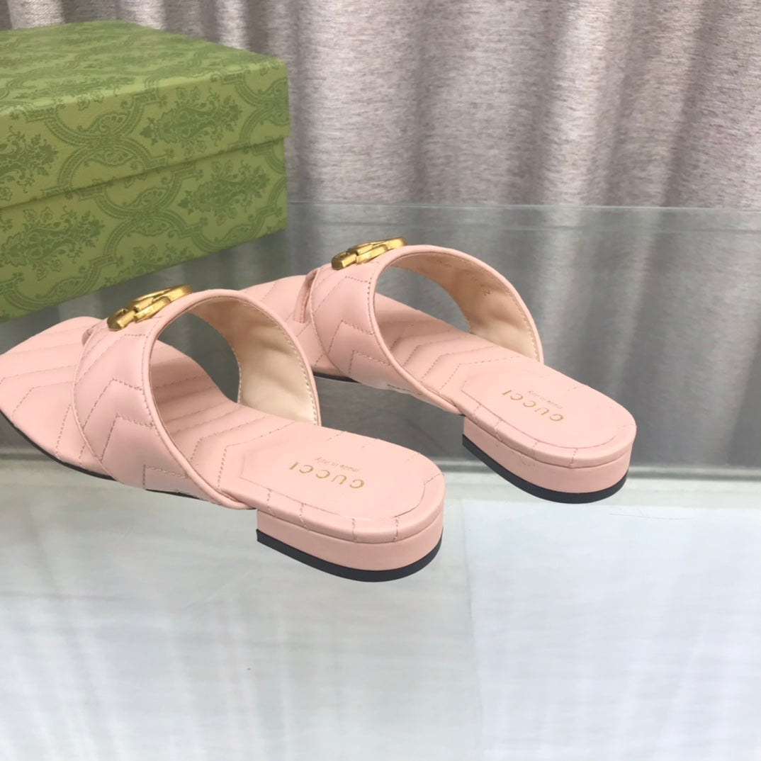 GUCCI marmont logo - embellished mattelasse leather sandal in pink