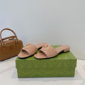 GUCCI SLIDE SANDALS IN DESERT SAND GLOSSY SHEEPSKIN ENAMELLED ROUND INTERLOCKING G