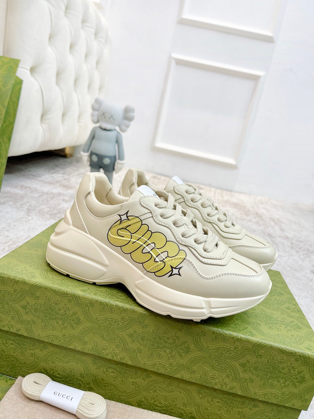 GUCCI RHYTON TRAINER WHITE LAMBSKIN WITH ICON