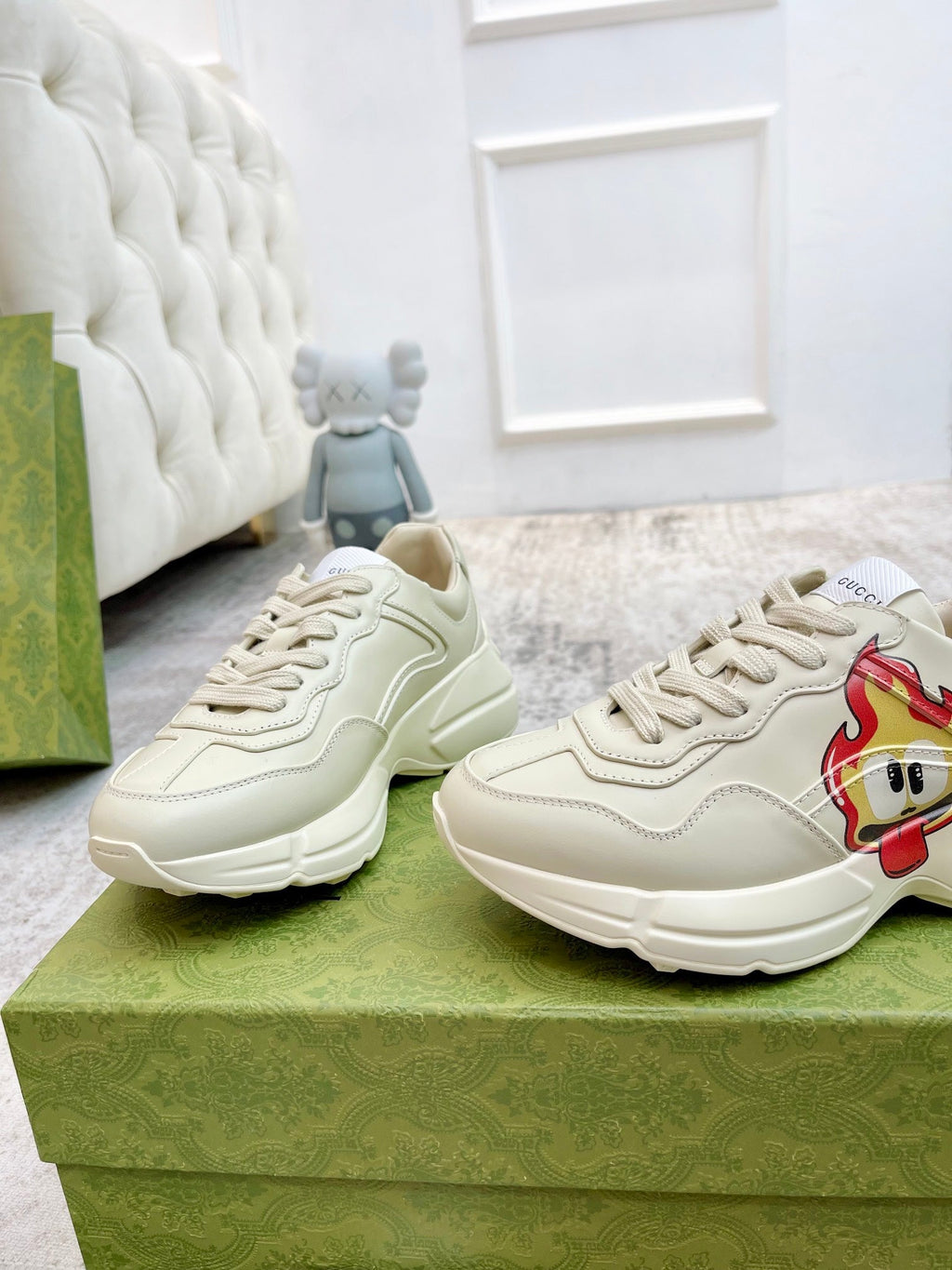 GUCCI RHYTON TRAINER WHITE LAMBSKIN WITH ICON
