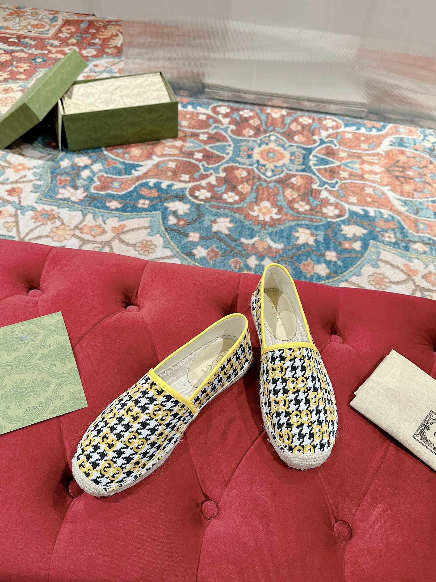 GUCCI ESPADRILLE LOAFER LEMON AND BLACK CANVAS