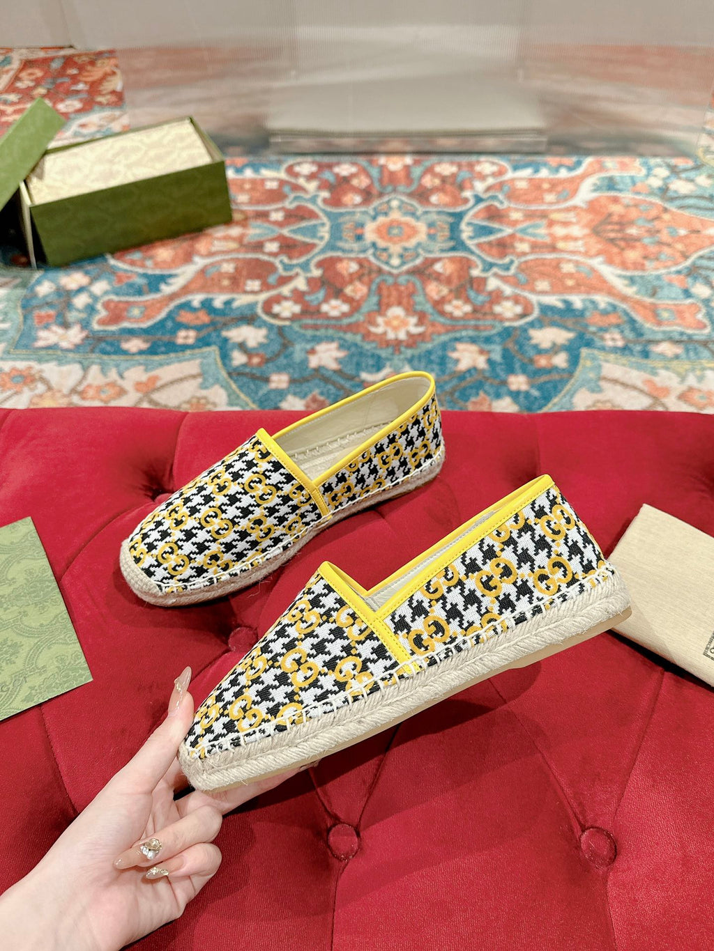 GUCCI ESPADRILLE LOAFER LEMON AND BLACK CANVAS