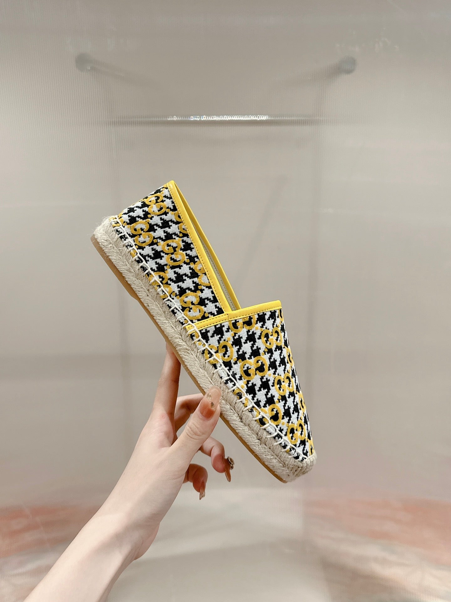 GUCCI ESPADRILLE LOAFER LEMON AND BLACK CANVAS