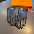 HERMES GLOVES WITH LOCK HARDWARE IN BLACK LAMBSKIN 463858