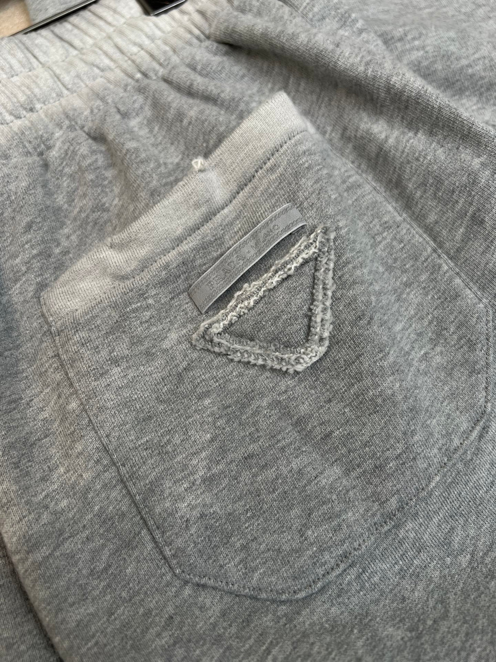 PRADA 25S WIDE-LEG SWEATPANTS 620499