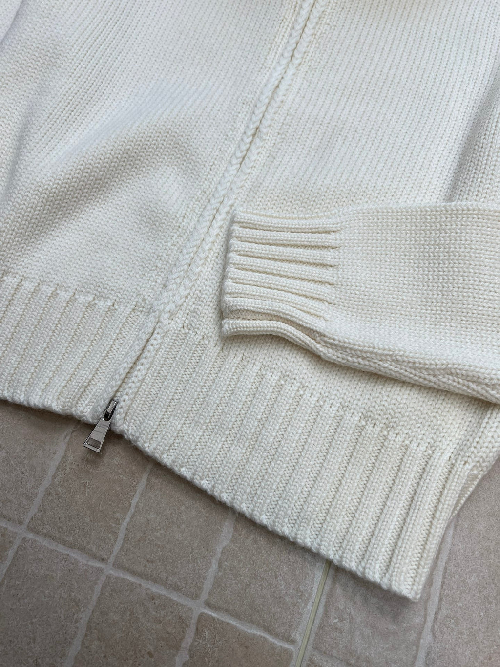 MONCLER CARDIGAN STYLE 316