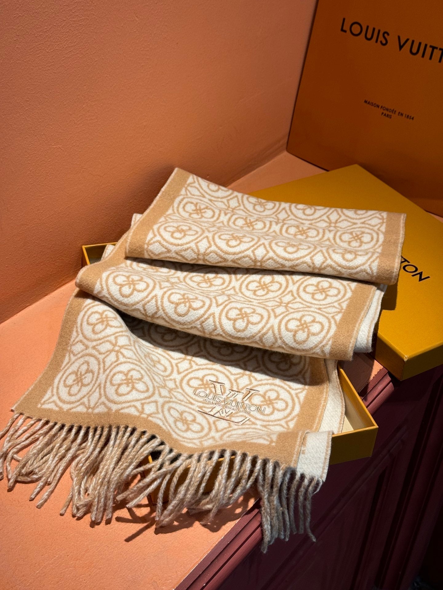 LOUIS VUITTON FLOWER MONOGRAM SCARF 180 CM IN TORTILLA BROWN MIX WHITE CASHMERE 388304