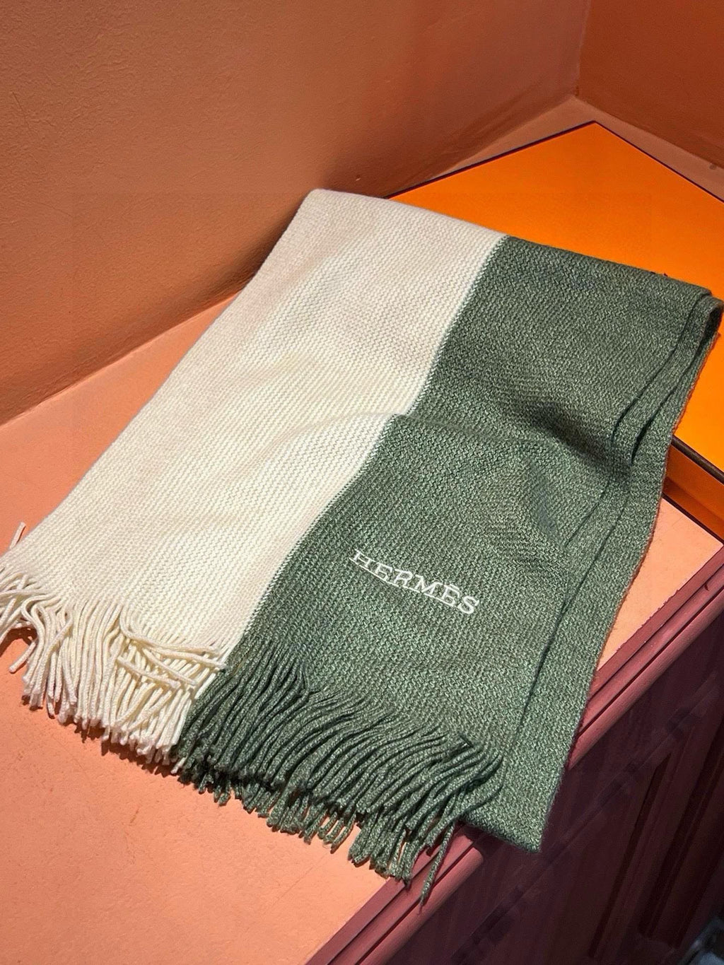 HERMES HIGH-END SCARF 180 IN MOSS GREEN MIX BEIGE CASERE