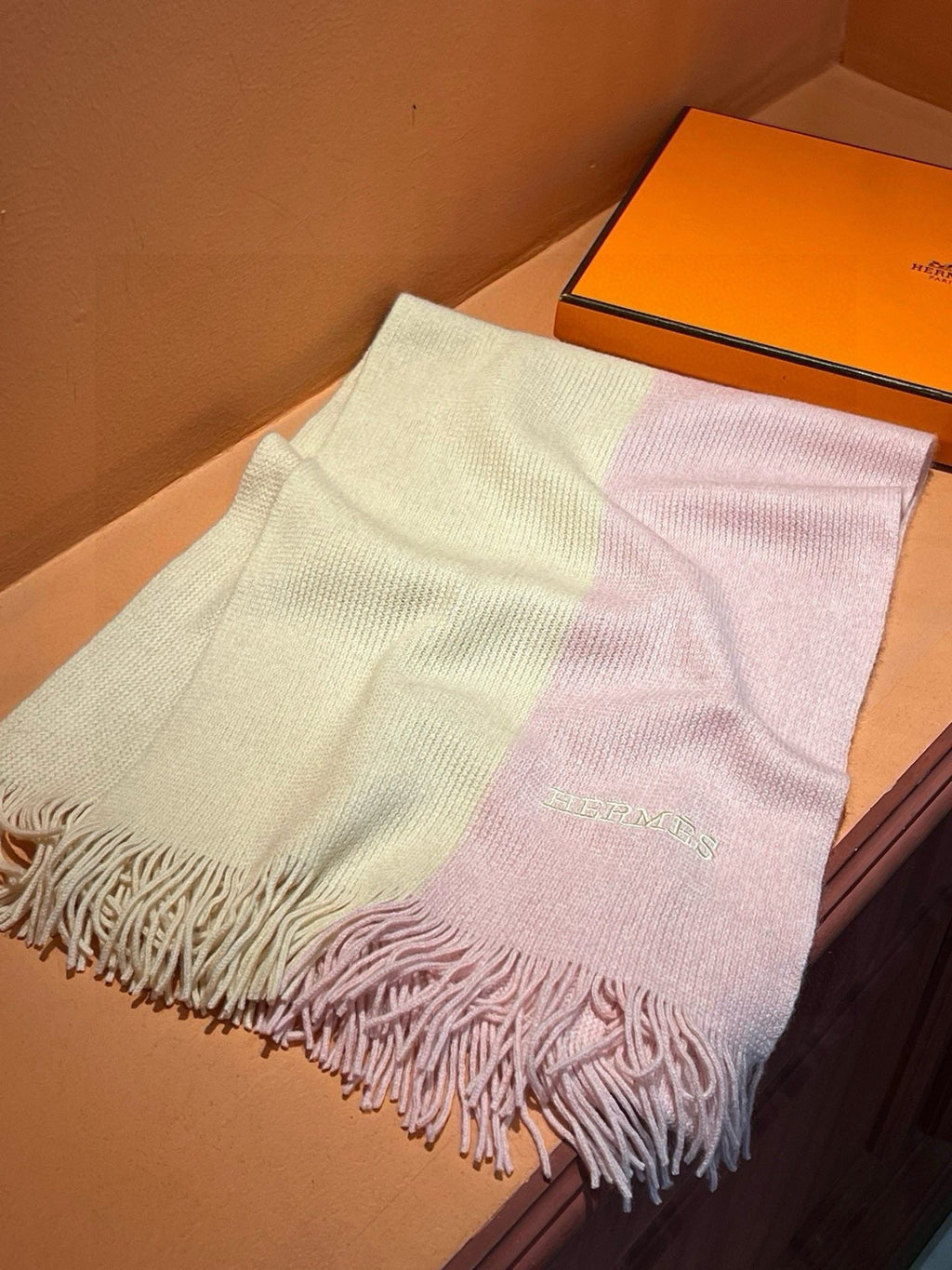 HERMES HIGH-END SCARF 180 IN LIGHT PINK MIX BEIGE CASERE