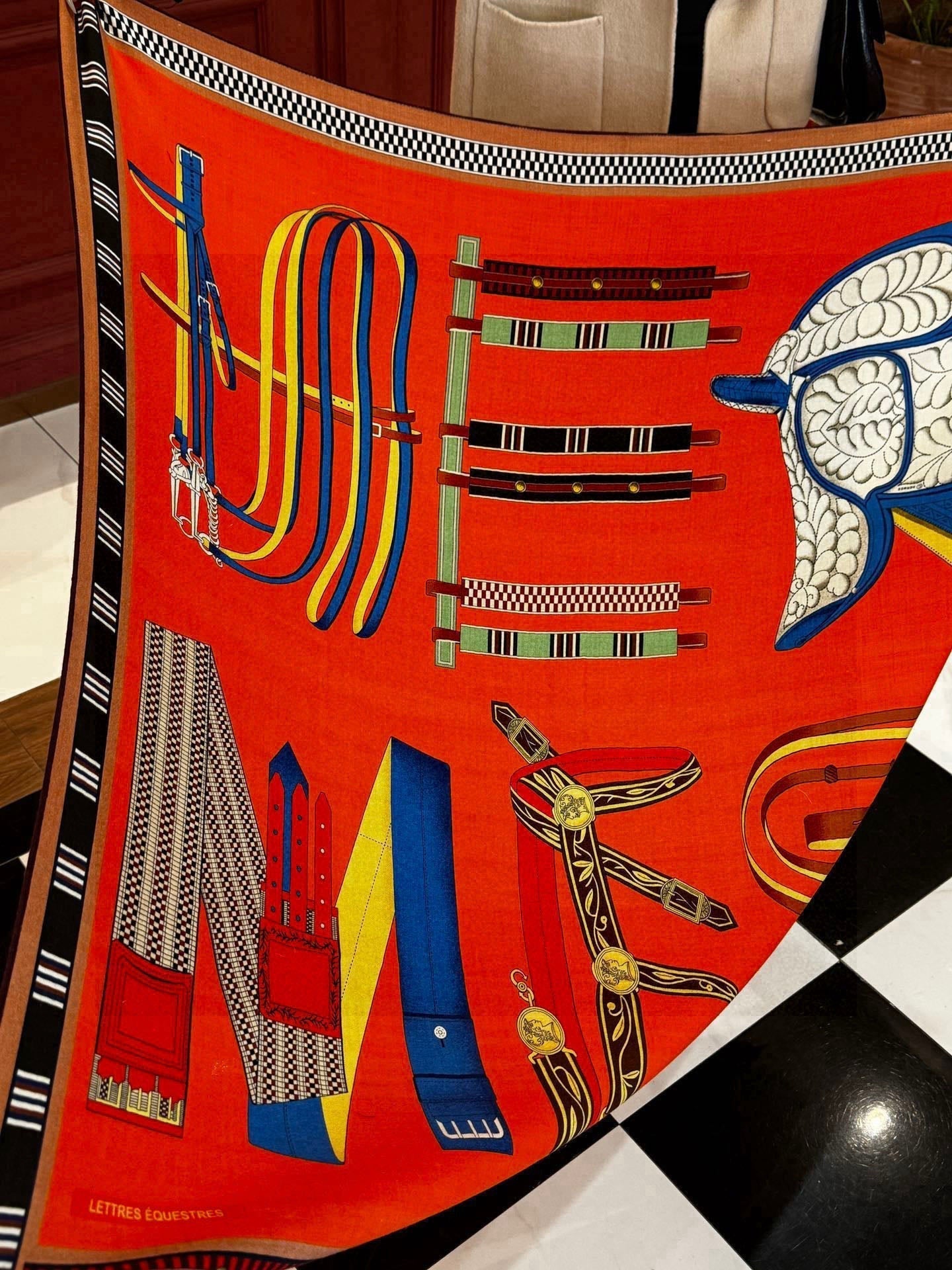 HERMES HERMES 25S SCARF 140 IN SILK AND CASERE 735809