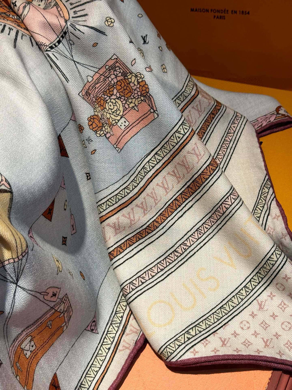 LOUIS VUITTON LV SCARF 140 CM IN SILK-CASHMERE BLEND 737276