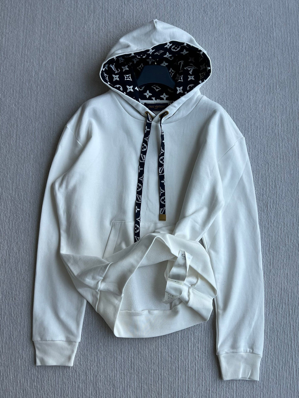 LOUIS VUITTON LOUIS VUITTON HOODED SWEATSHIRT 275701