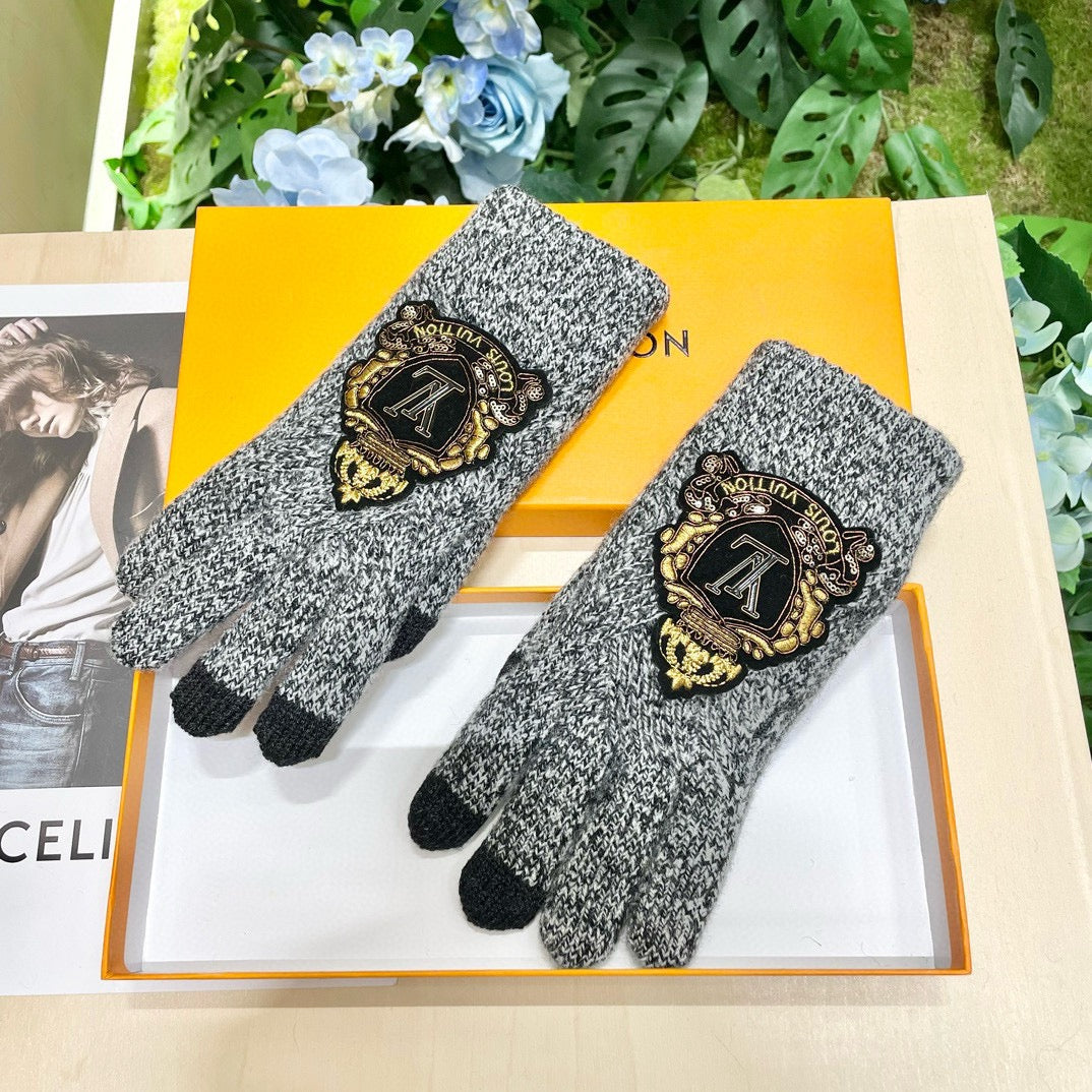 LOUIS VUITTON TOUCHSCREEN GLOVES IN STEEL GRAY WOOL 454594