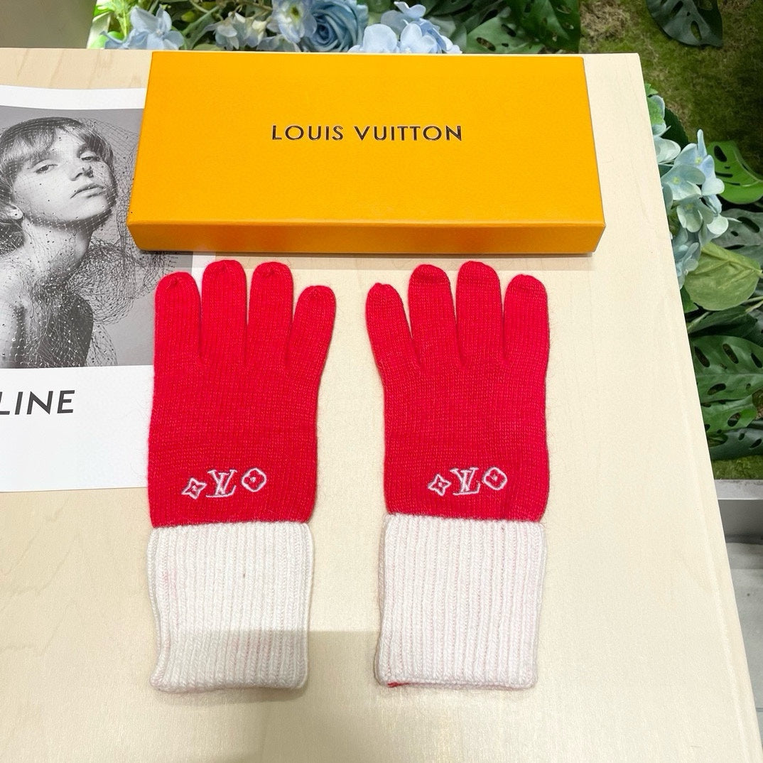 LOUIS VUITTON GLOVES IN CHERRY RED MIX WHITE WOOL 458551