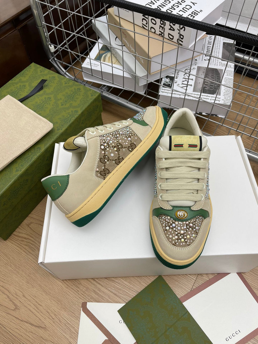 GUCCI SNEAKER WITH DIAMOND IN IVORY SUEDE AND CANVAS