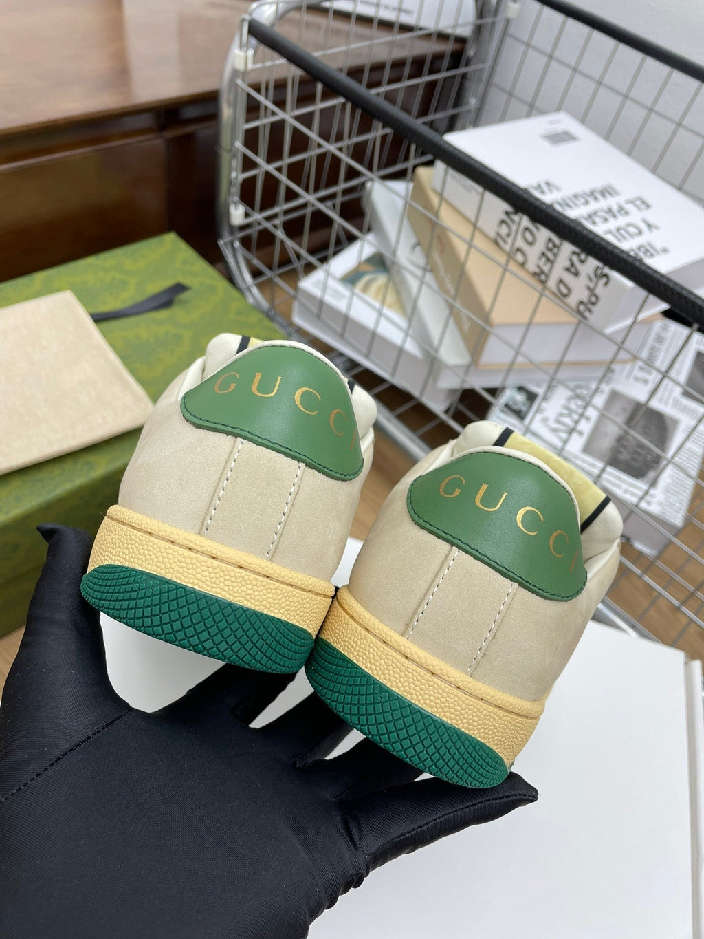 GUCCI SNEAKER WITH DIAMOND IN IVORY SUEDE AND CANVAS