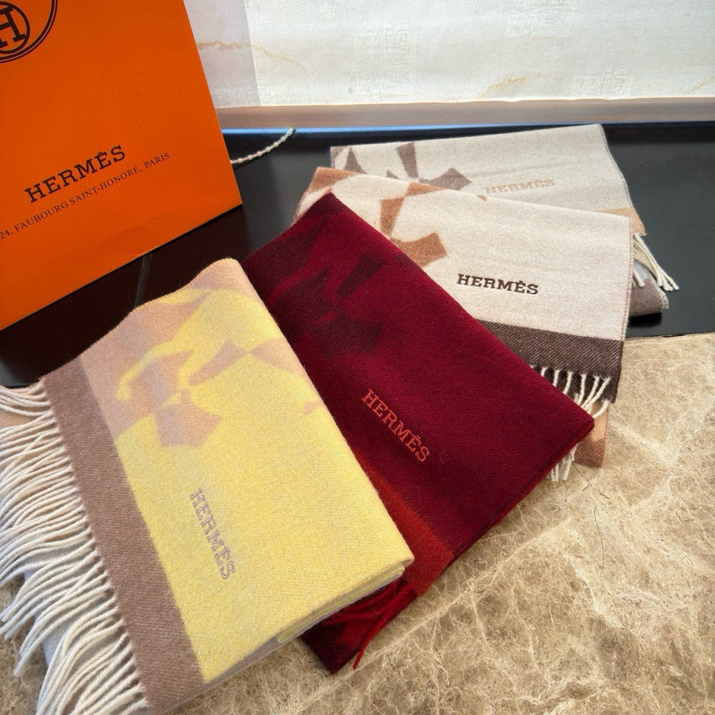 HERMES HERMES 25S SCARF 170 IN CASERE 854664