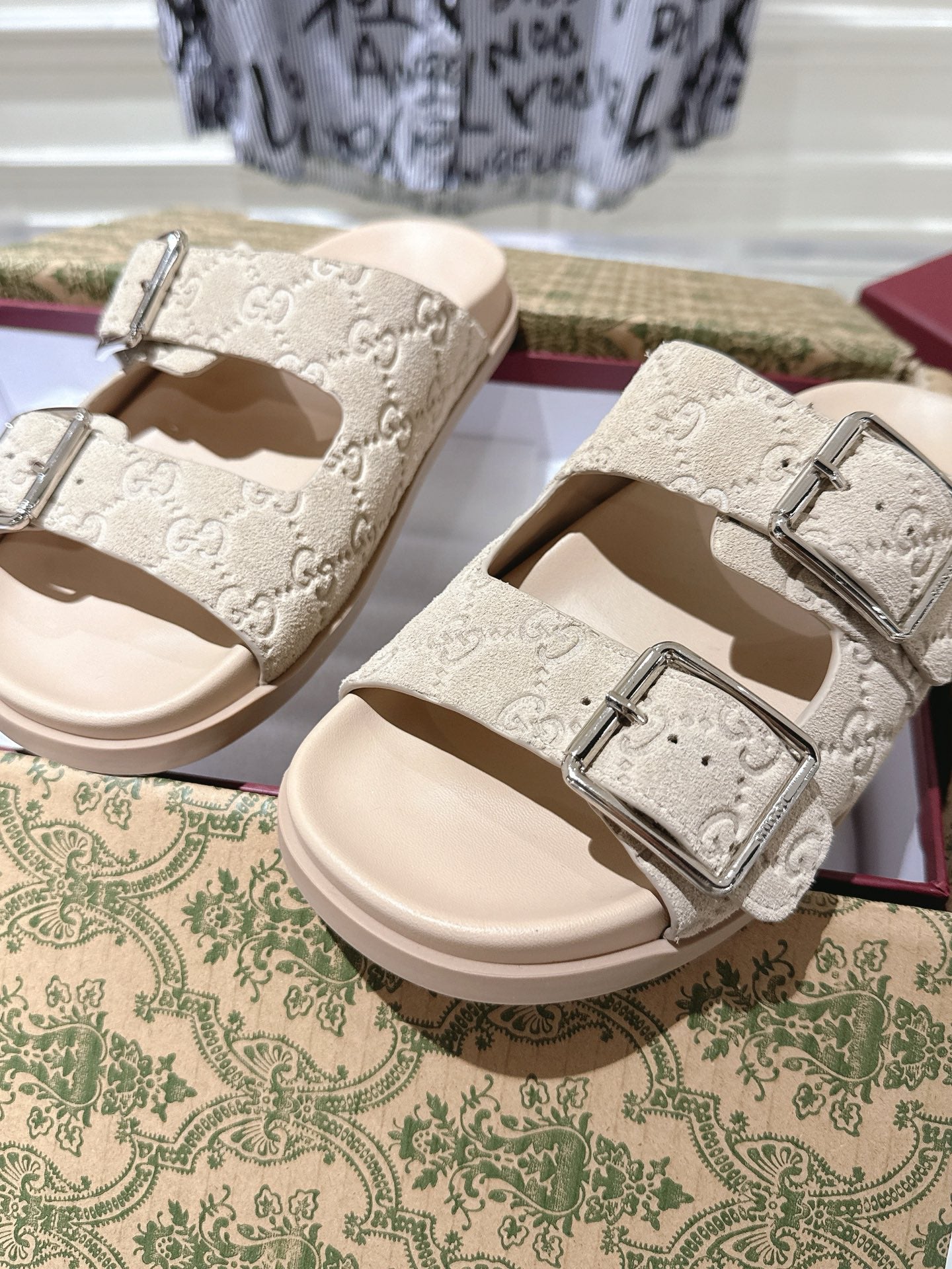 GUCCI SANDALS IN NUDE BEIGE SUEDE EMBOSSED LOGO SILVER HARDWARE