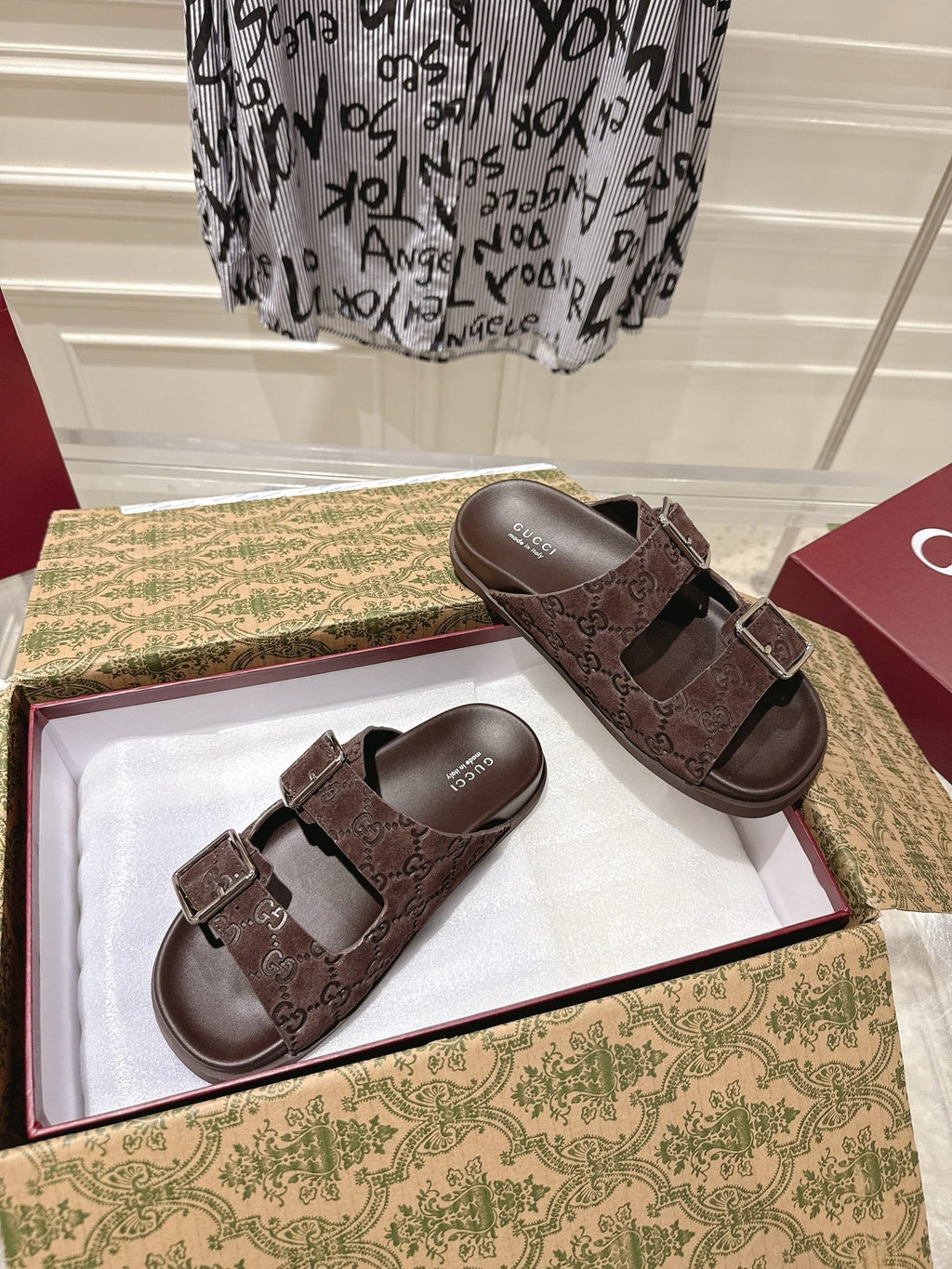 GUCCI SANDALS IN NAVY BROWN SUEDE EMBOSSED LOGO SILVER HARDWARE