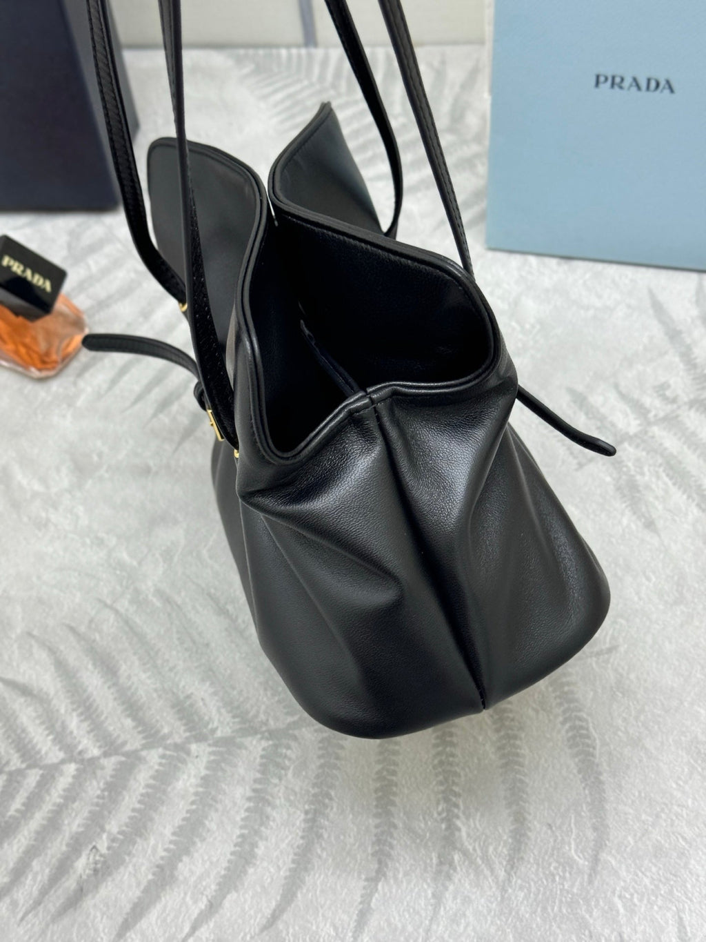 PRADA 25S  SMALL BAG 25 IN BLACK CALFSKIN GOLD HARDWARE