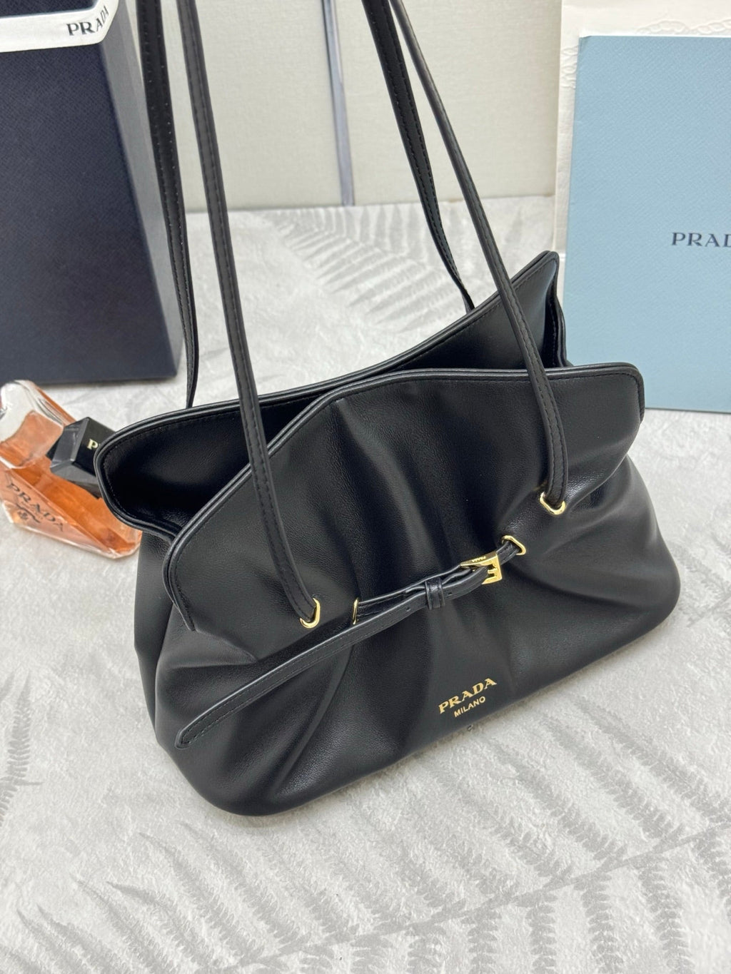 PRADA 25S  SMALL BAG 25 IN BLACK CALFSKIN GOLD HARDWARE