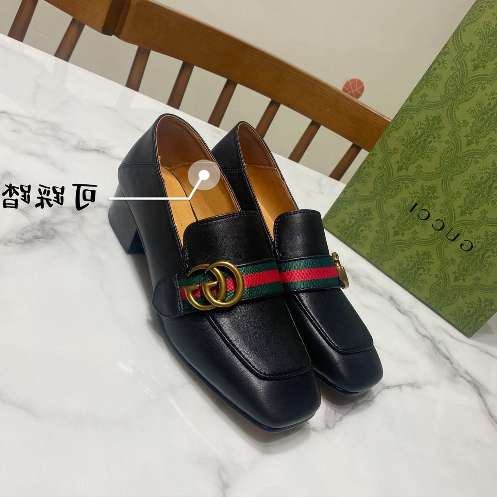 GUCCI LOAFER 35 CM IN BLACK CALFSKIN GOLD HARDWARE