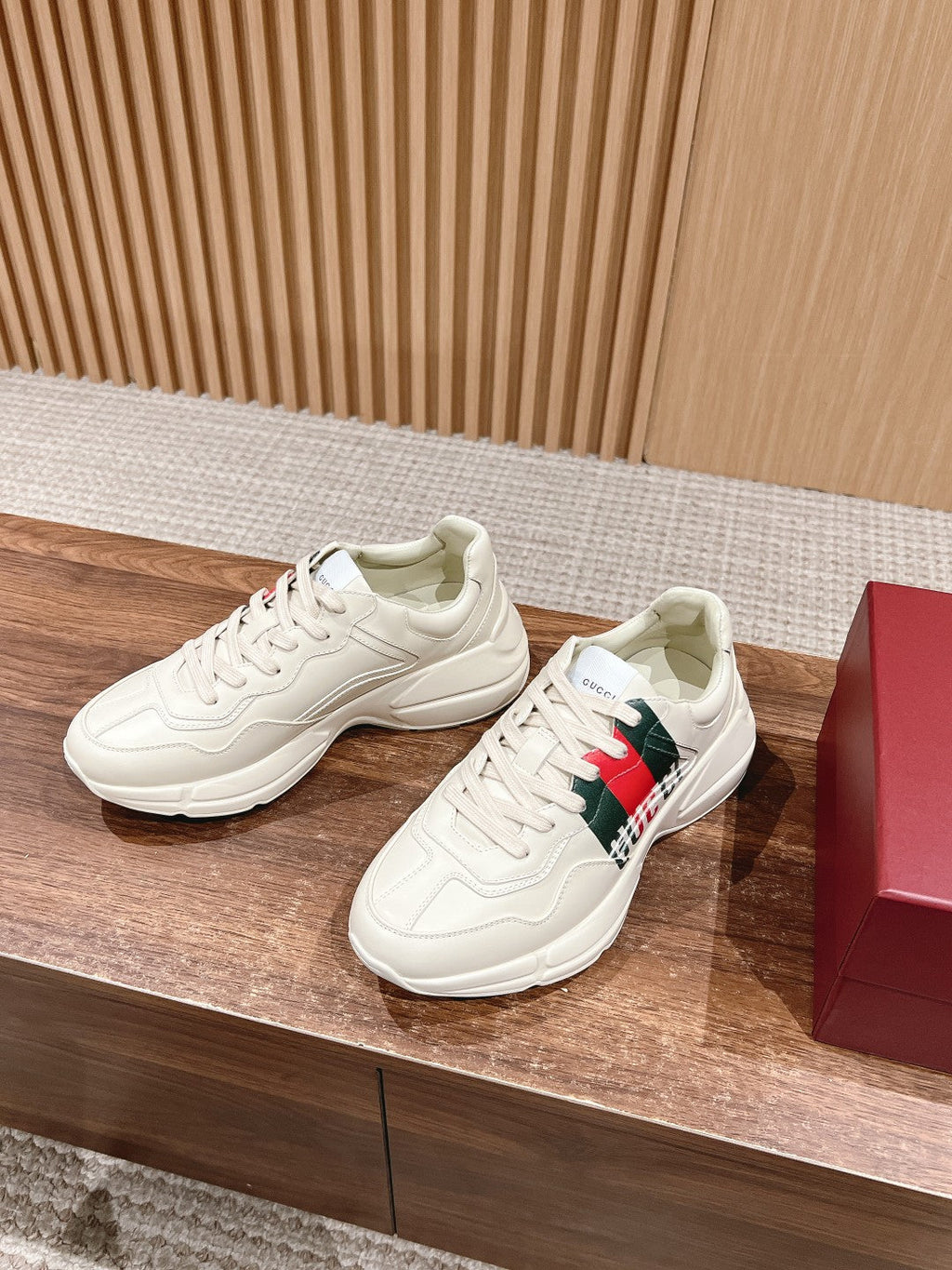 GUCCI RHYTON TRAINER WHITE CALFSKIN WITH WEB LOGO