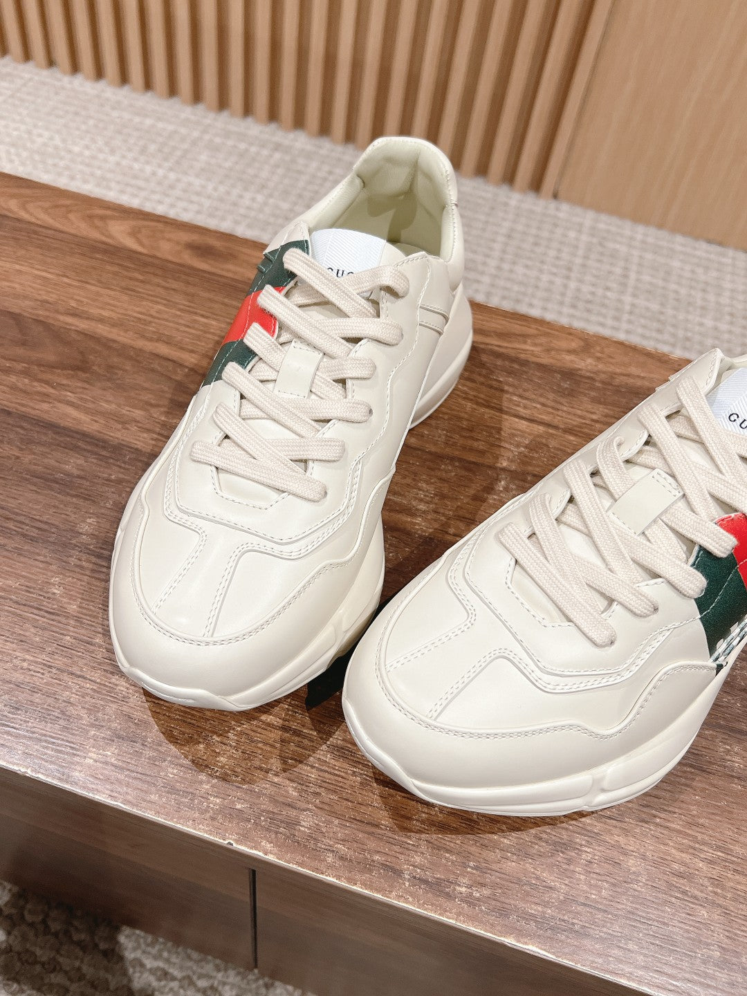 GUCCI RHYTON TRAINER WHITE CALFSKIN WITH WEB LOGO