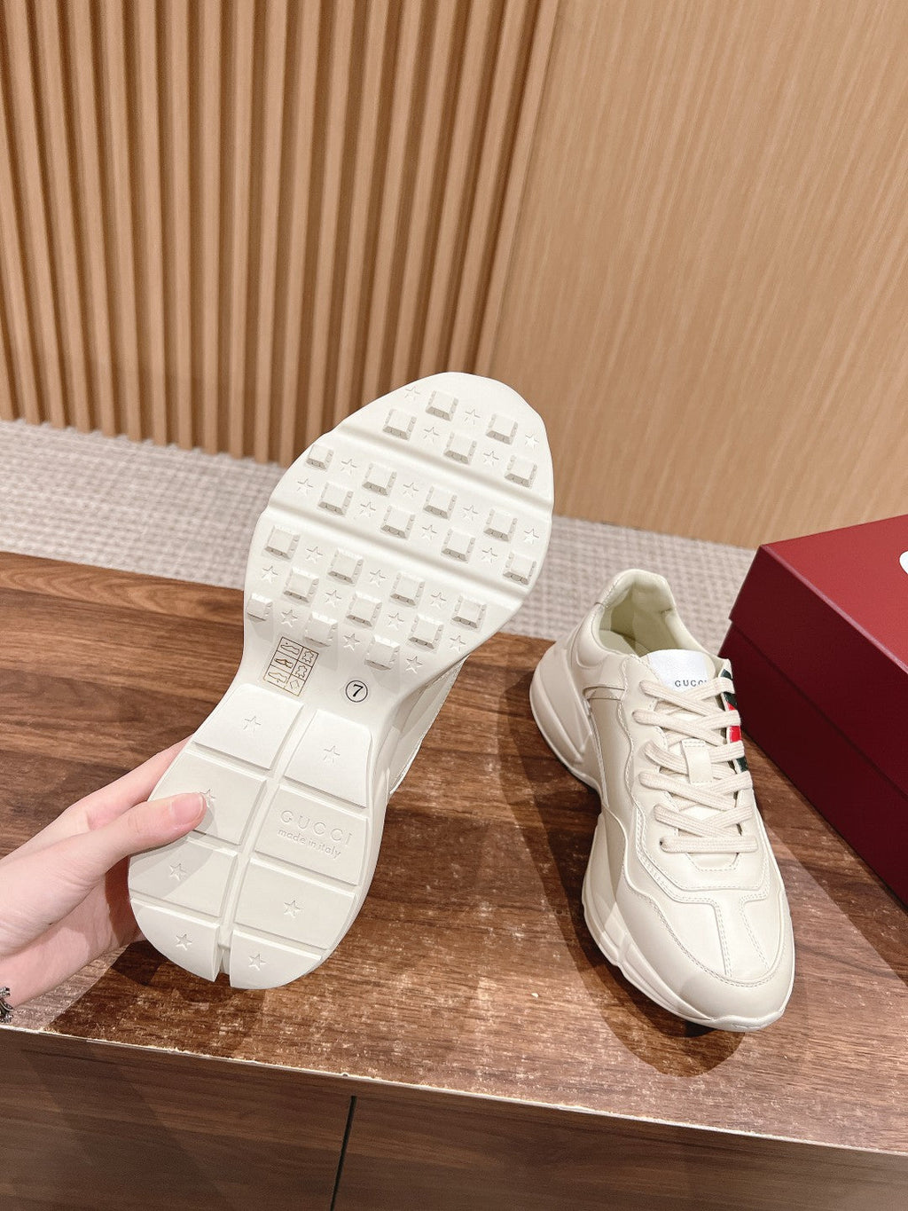 GUCCI RHYTON TRAINER WHITE CALFSKIN WITH WEB LOGO