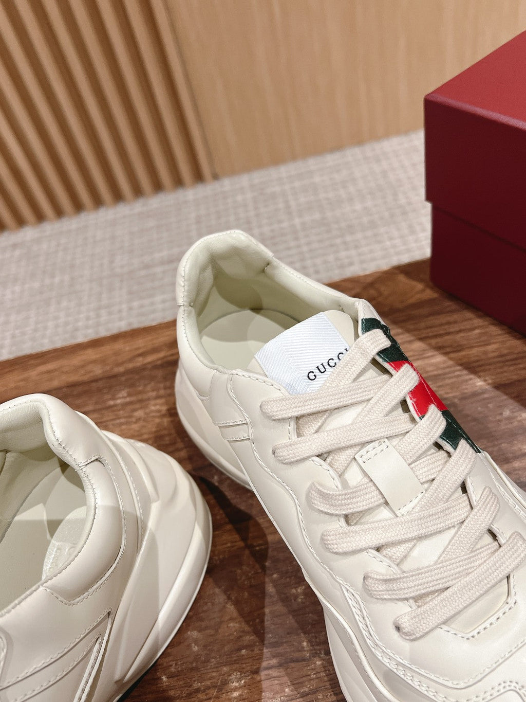 GUCCI RHYTON TRAINER WHITE CALFSKIN WITH WEB LOGO