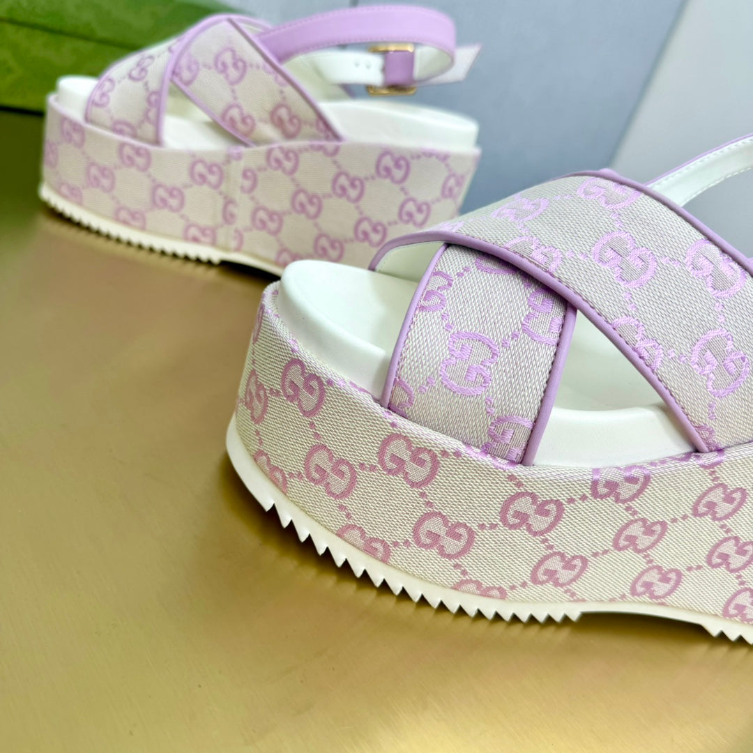 GUCCI SUPREME PLATFORM PASTEL PINK CANVAS