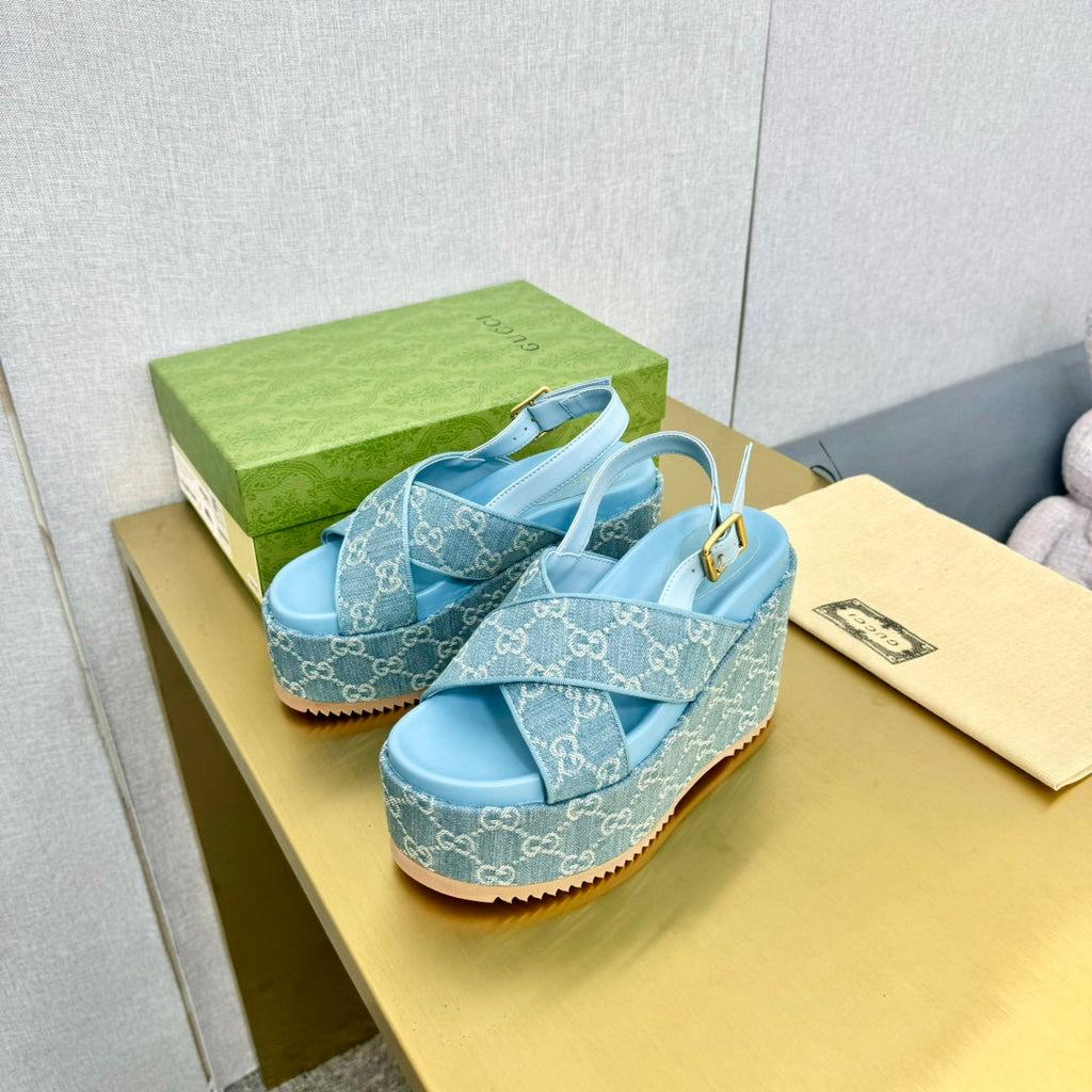 GUCCI SUPREME PLATFORM SKY CANVAS