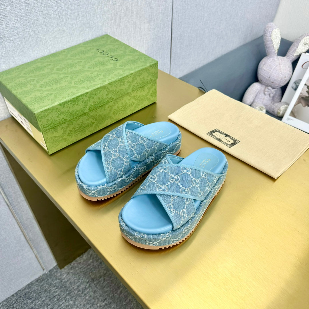 GUCCI SLIDE SANDAL SKY CANVAS CROSS STRAPS