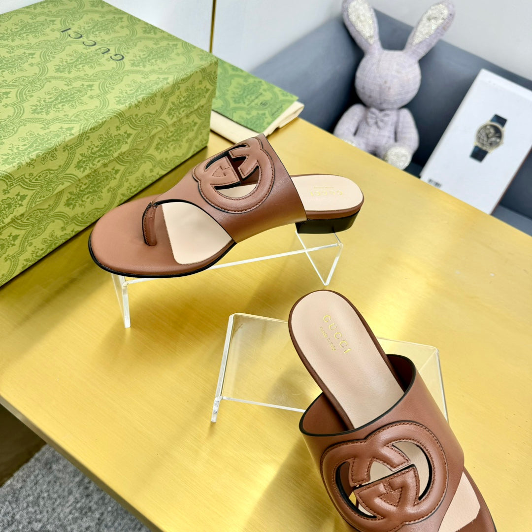 GUCCI BLONDIE THONG SANDAL IN BRONZE BROWN LAMBSKIN