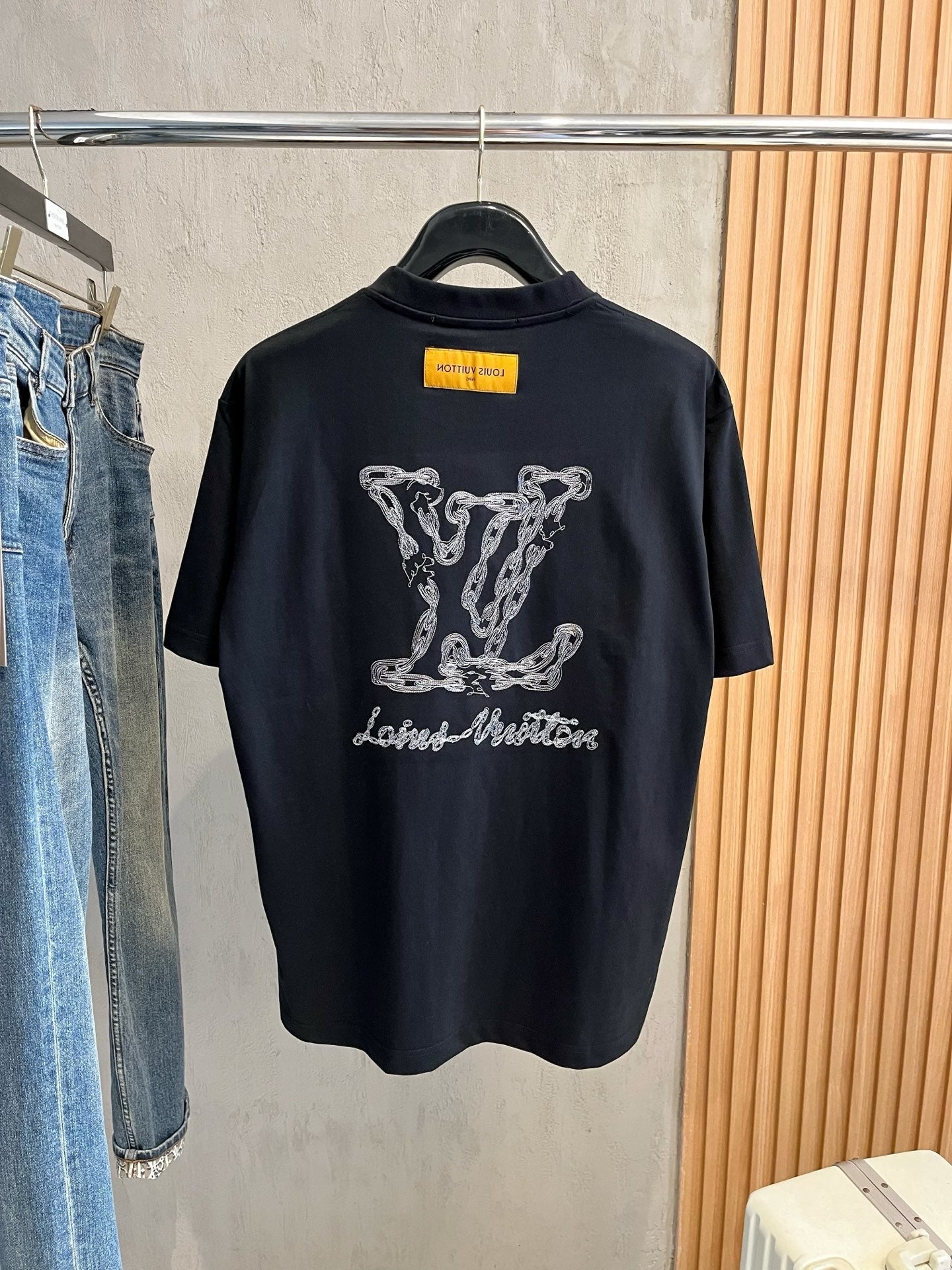 LOUIS VUITTON LV BLACK COTTON T-SHIRT EMBROIDERED LOGO 238862