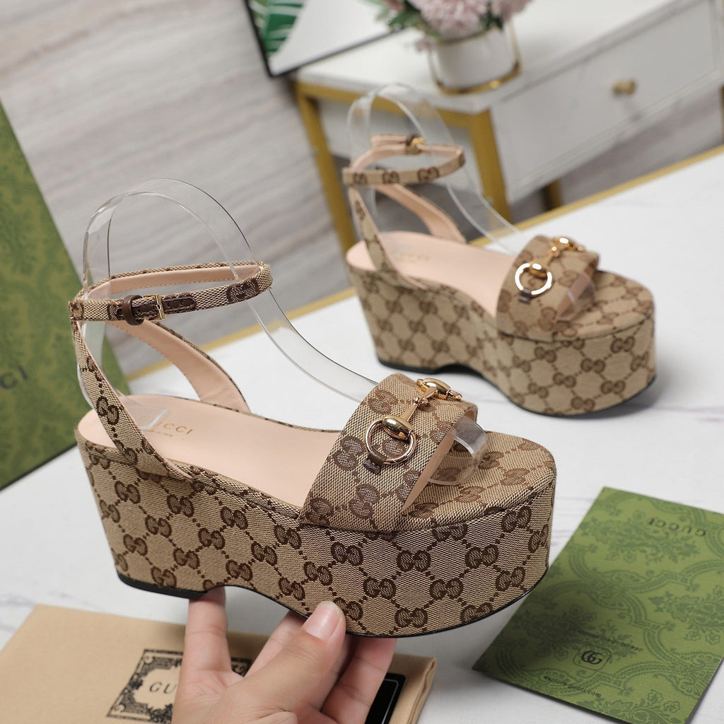 GUCCI Horsebit Wedges Sandals Brown