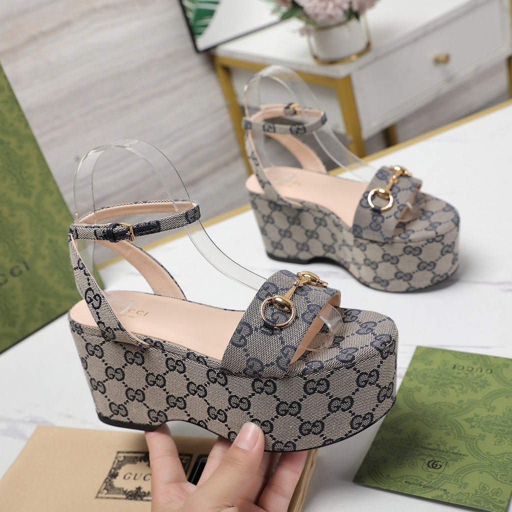 GUCCI Horsebit Wedges Sandals Light Grey