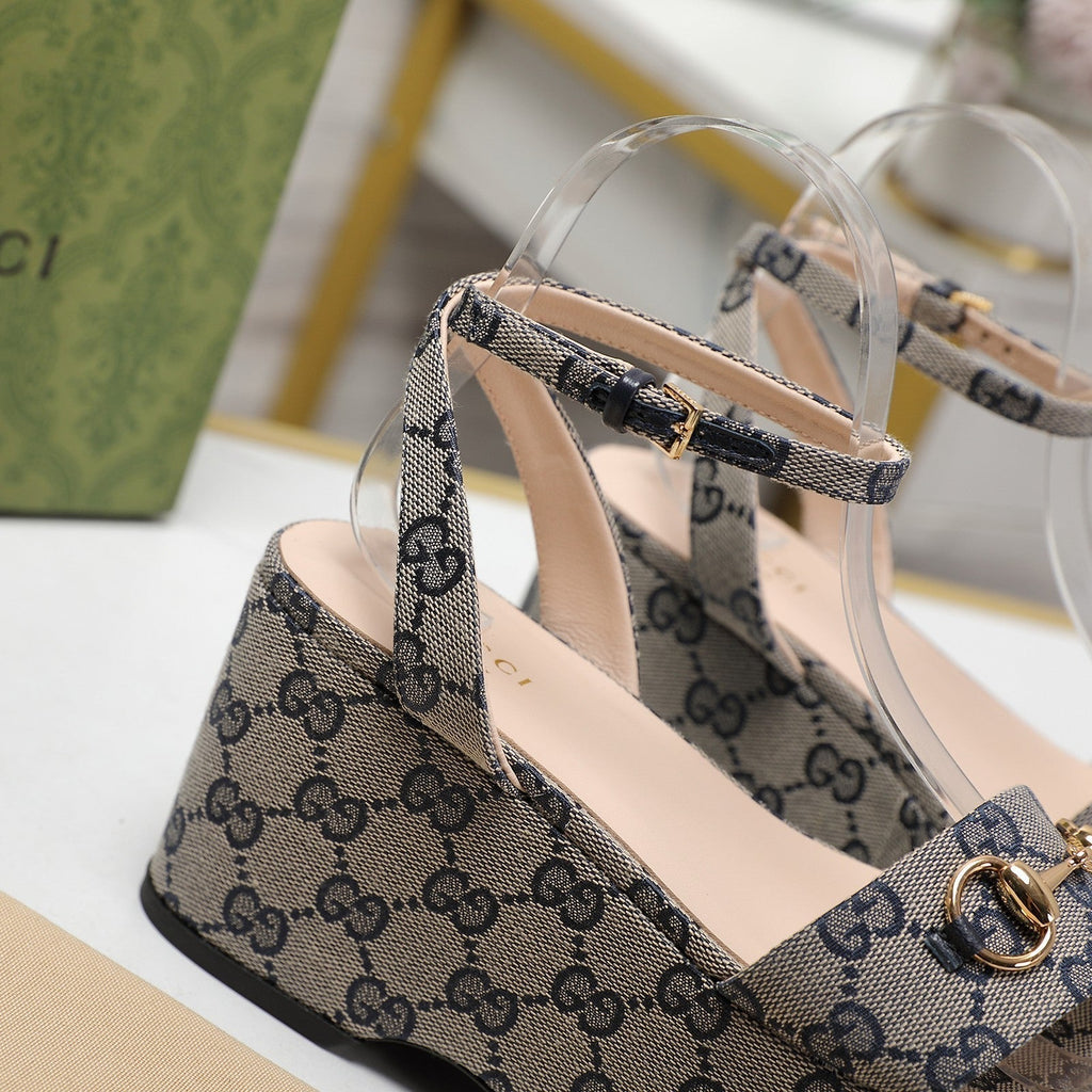 GUCCI Horsebit Wedges Sandals Light Grey