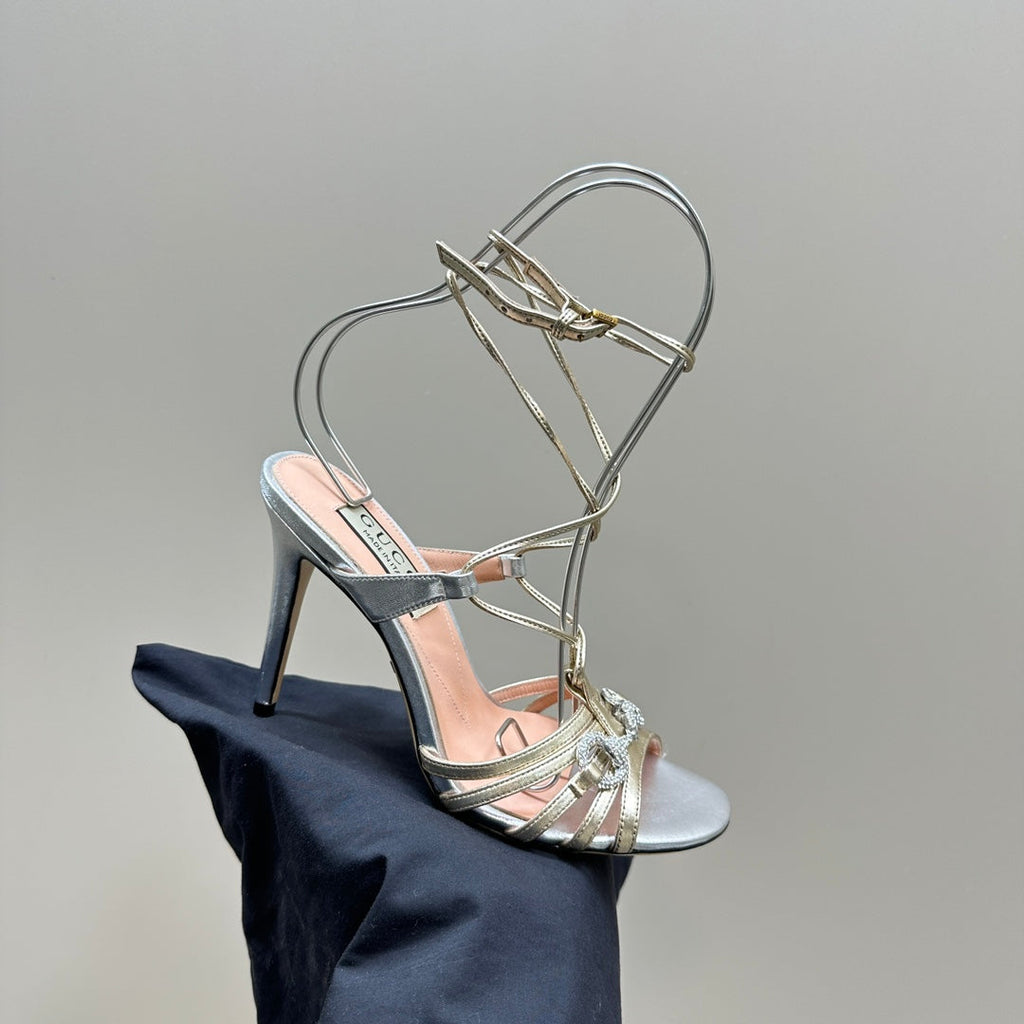 GUCCI CRYSTAL HORSEBIT STRAPPY SANDAL 10.5CM IN PASTEL YELLOW PATENT LEATHER