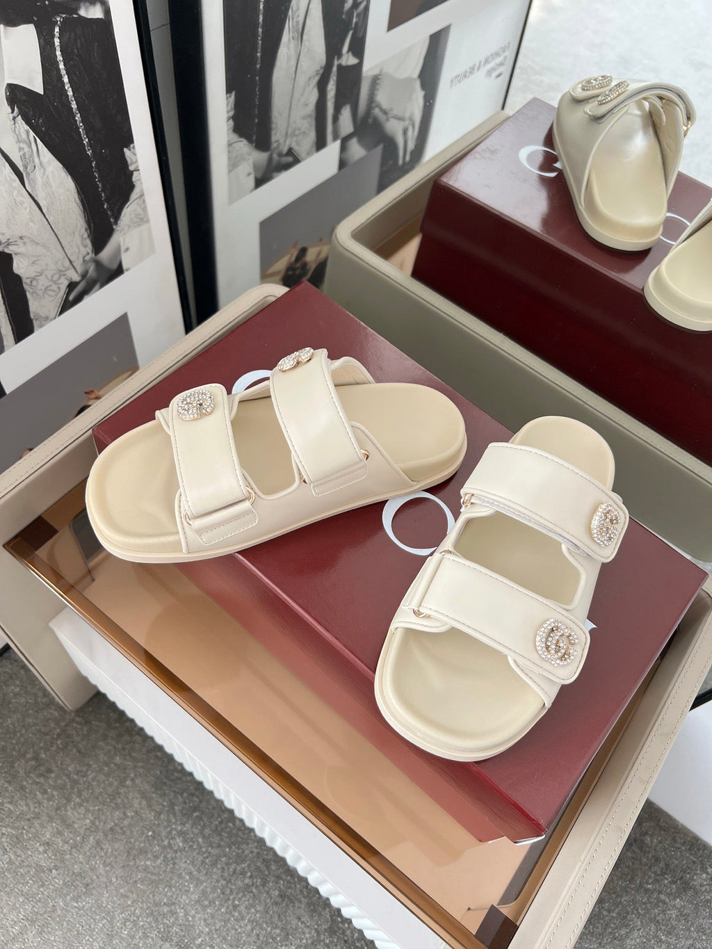 GUCCI DOUBLE G CRYSTAL FLAT SANDALS IN IVORY SOFT LAMBSKIN