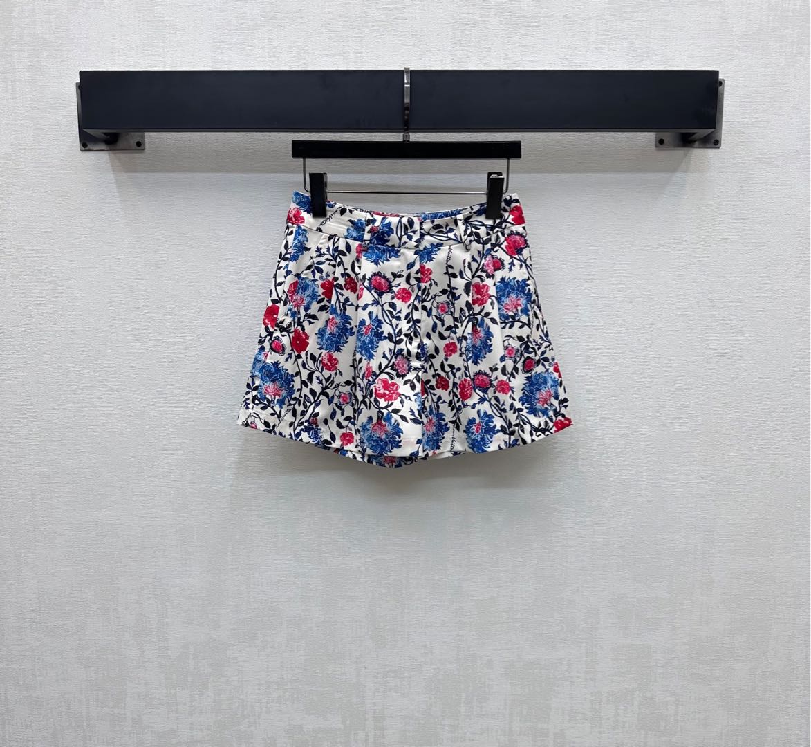 LOUIS VUITTON LV PLEATED MINI SKIRT 263833