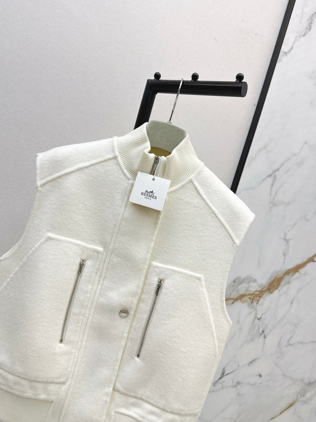 HERMES HERMES 25S SLEEVELESS JACKET 526962