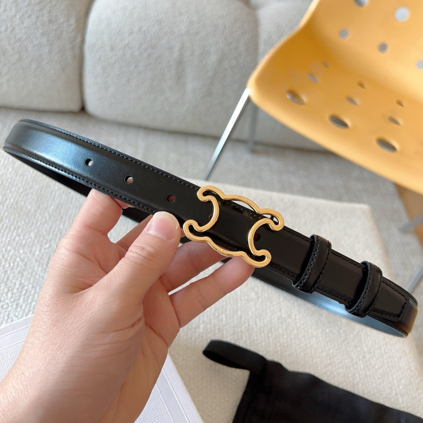 CELINE 25S TRIOMPHE BELT 25MM IN BLACK CALFSKIN GOLD HARDWARE 585790