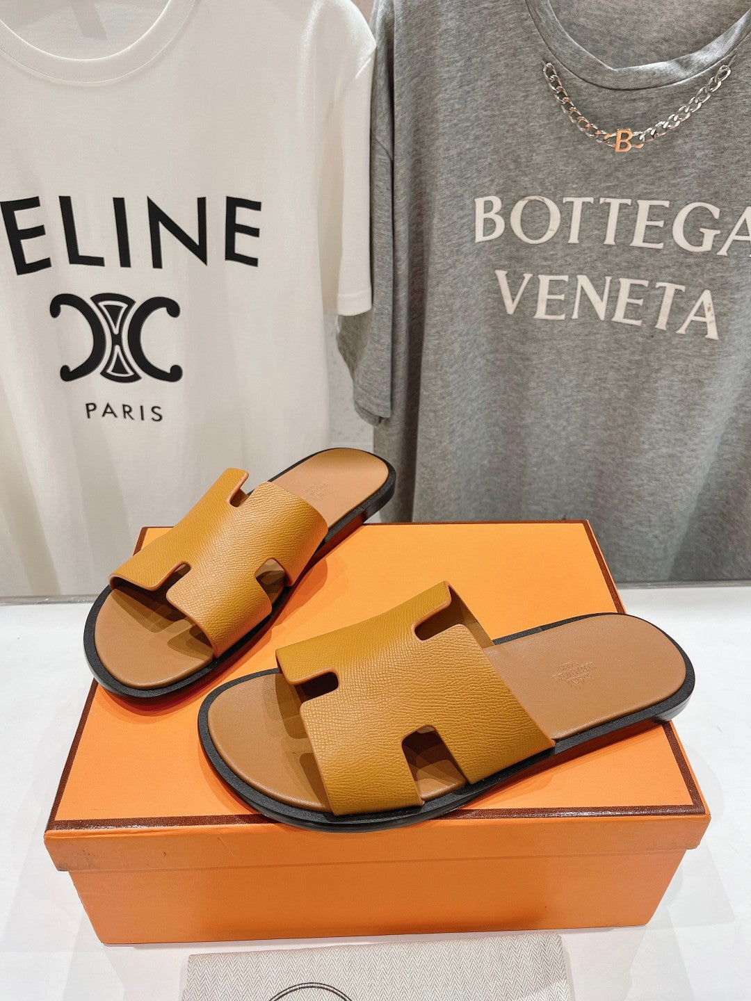 HERMES IZMIR SANDAL AMBER LAMBSKIN